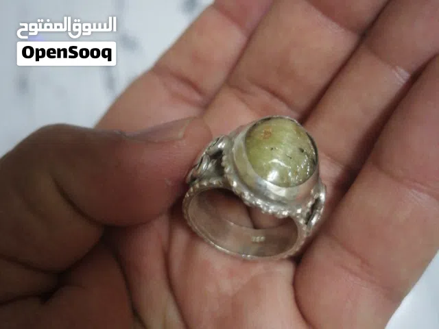 خاتم للبيع