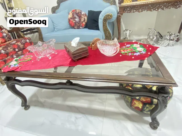 طاولات جانبية