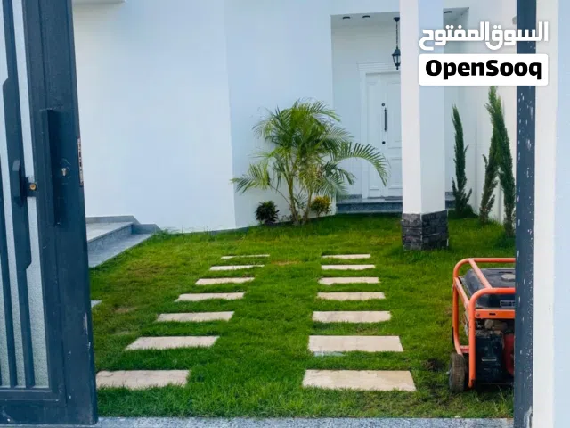 2 Bedrooms Chalet for Rent in Tripoli Al-Baesh