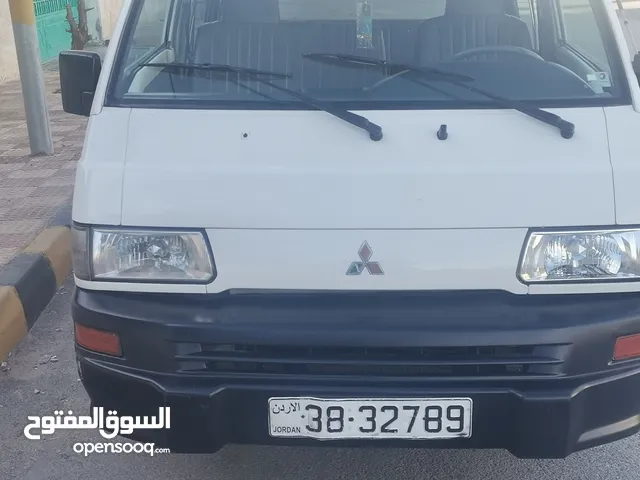 Used Mitsubishi Van in Amman