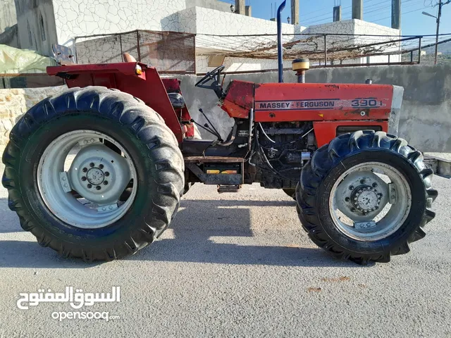 1998 Tractor Agriculture Equipments in Amman