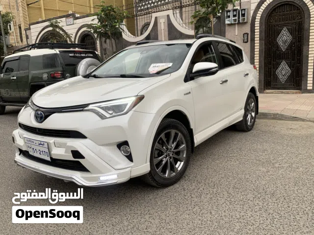 2017 تويوتا راف فور Limited