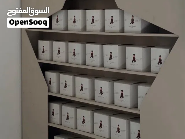 ستاند باسم عبير  ملاحظه * الاسم اكريلك يزال * تقدر تشيله