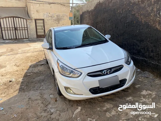 اكسنت 2017 بابل 1600