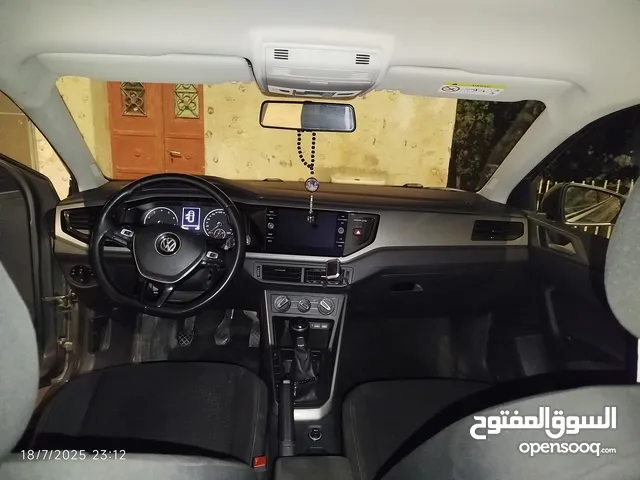 فولكسفاجن بولو 20 21