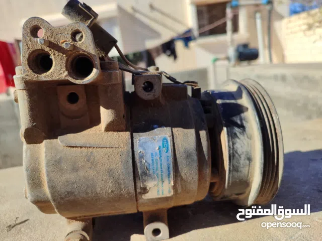 كمبرسوري مكيف والله ما نعرف نوع السيارة