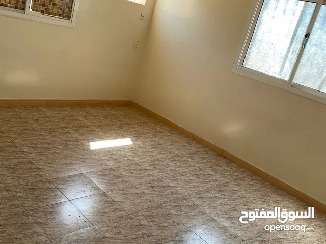 90 m2 2 Bedrooms Apartments for Sale in Aden Al Buraiqeh
