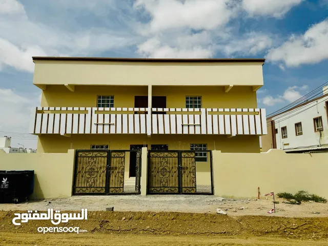 مبنى سكني للايجار الشهري في موقع مميز بالدقم Two Floor Building for Yearly Rent