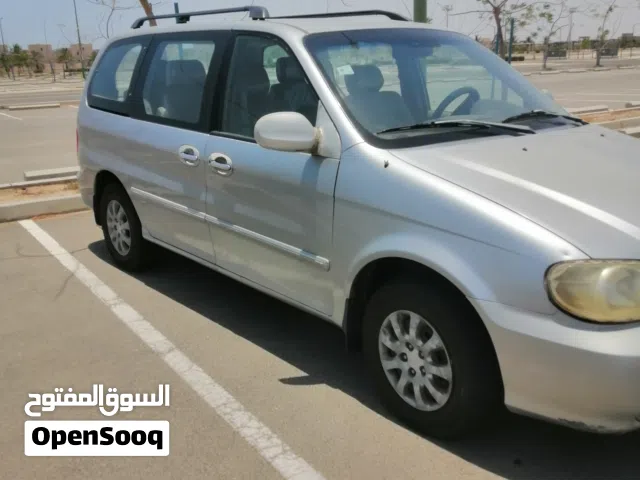 2004 Kia Carnival EX