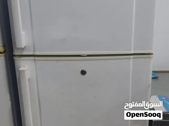 ثلاجة نوع general لون ابيض بحالة الوكالة