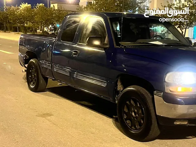 Used GMC Sierra in Northern Governorate