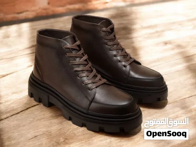 42 Casual Shoes in Muscat