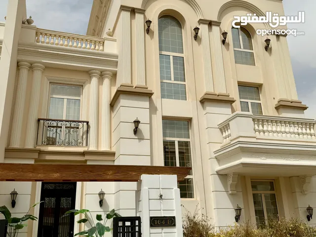 لاثرياء فقط بمقدم 5٪ قصر متشطب بالكامل استلام فوري باقوي لوكيشن كمباوند بالعاصمه الاداريه واقساط
