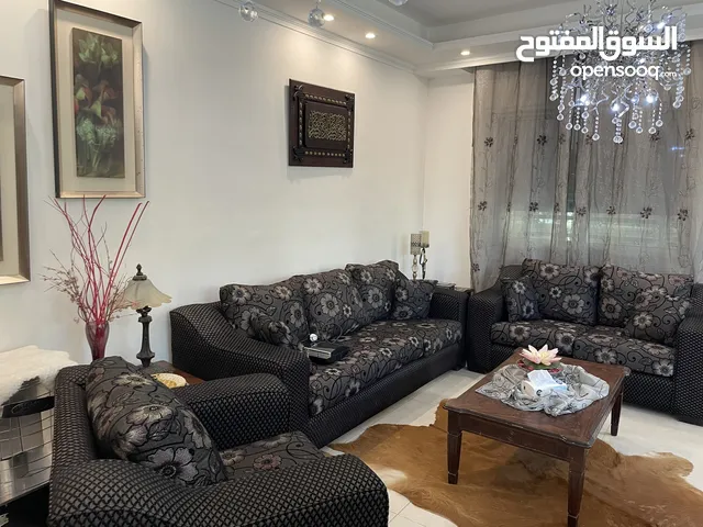طقم كنب + طاوله سفره مع 8 كراسي + بوفيه مع مرايه + 3 طاولات وسط