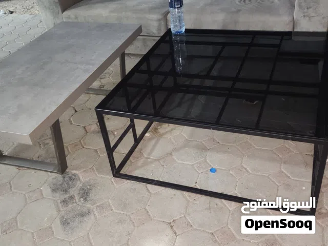 طاوله زجاج وطاولة خشب للبيع