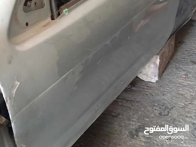 شراء سيارات مضروبه منتهي الترخيص