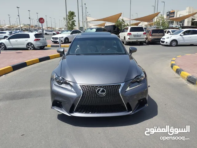 Used Lexus IS in Sharjah