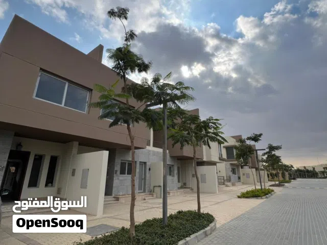 357 m2 4 Bedrooms Villa for Sale in Giza 6th of October