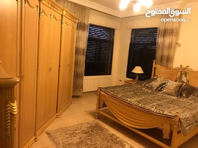 375 m2 4 Bedrooms Villa for Sale in Amman 7th Circle