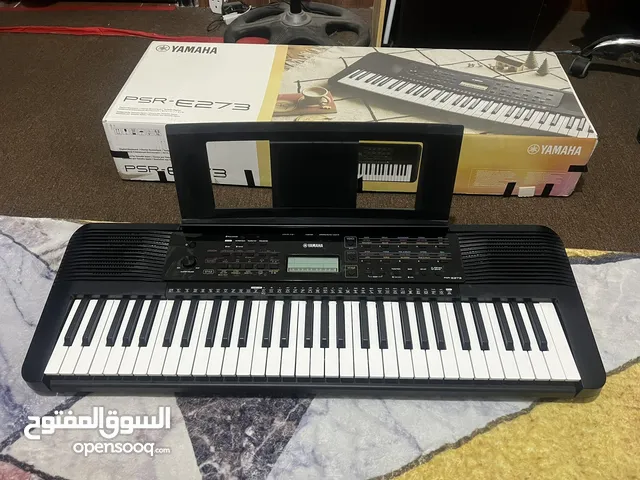 Yamaha PSR E273 Portable Keyboard