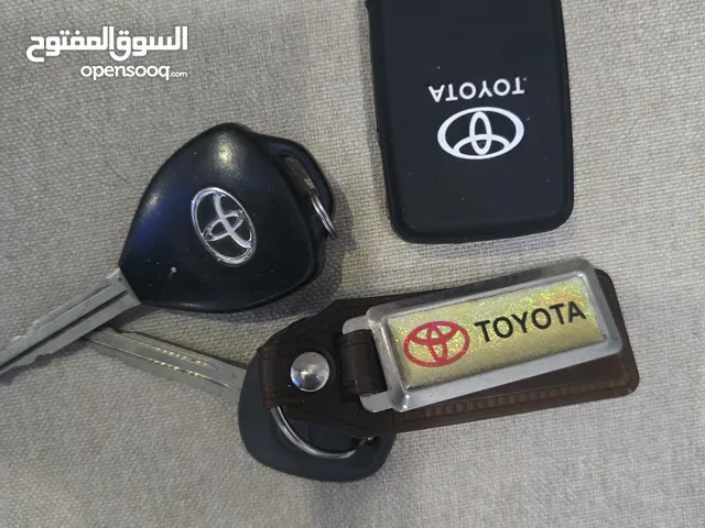 للبيع مفتاح ريموت كنترول رافور أصلي موديل 2009 وأفالون موديل 2006