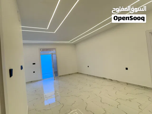 3000 m2 3 Bedrooms Apartments for Rent in Benghazi Venice