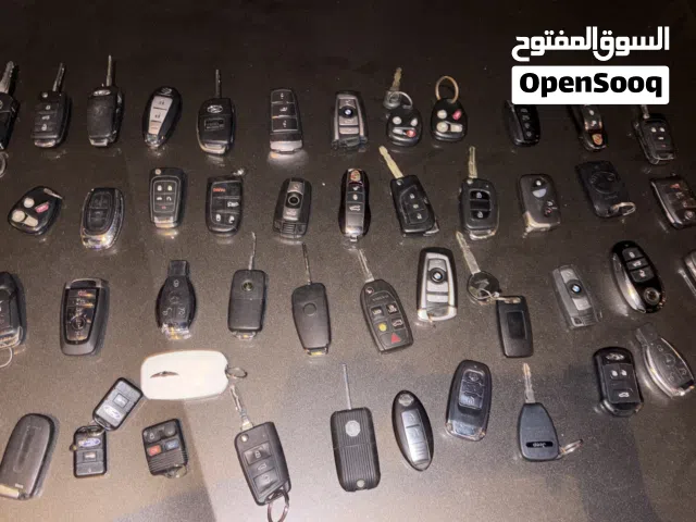 مفاتيح سيارات مستعملة بيعة واحدة