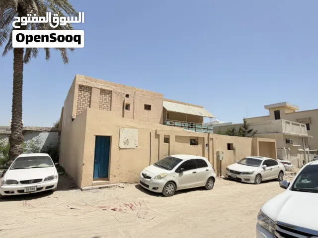 2800 ft² More than 6 bedrooms Townhouse for Sale in Sharjah Al Nasreya