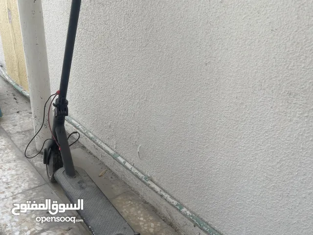 Scooter scrap water hit it u can fix it my last price 200