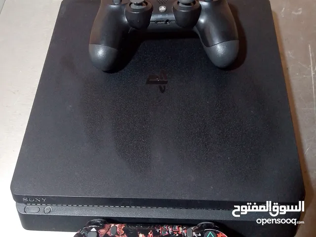 بلي 4 مستعمل ب 350نضافه 95٪+قرص فيفا24