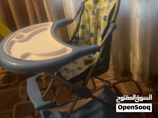 سحسيله وعربايه شارع وكرسي طعام بحاله ممن