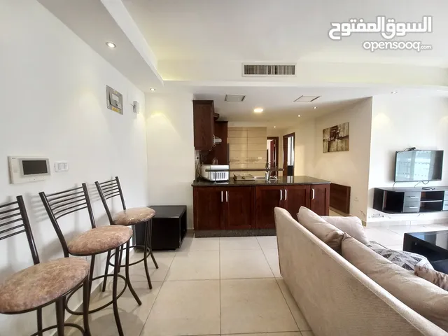 شقة مفروشة للإيجار في عبدون  ( Property 32768 ) سنوي فقط