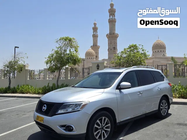 2015 نيسان باثفايندر SL