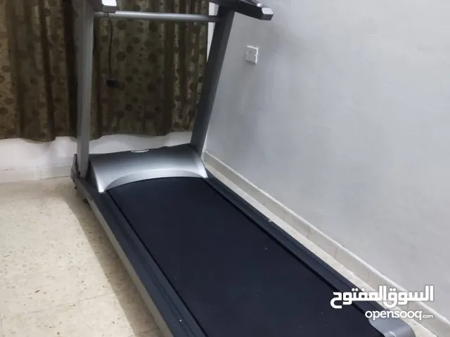 للبيع تردمل رياضي كهربائي فخم جدا نوع Life TOUCH
