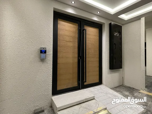 210 m2 3 Bedrooms Apartments for Rent in Al Khobar Al Hamra
