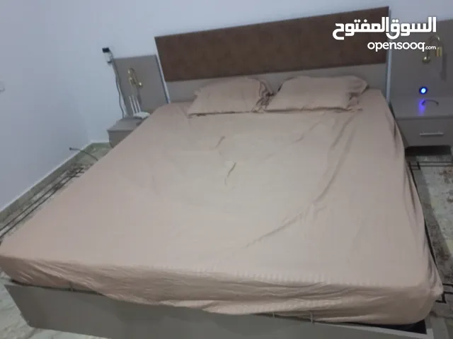 مدات الاستعمال شهرين