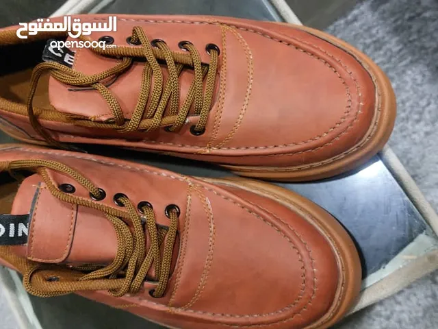 44 Casual Shoes in Irbid