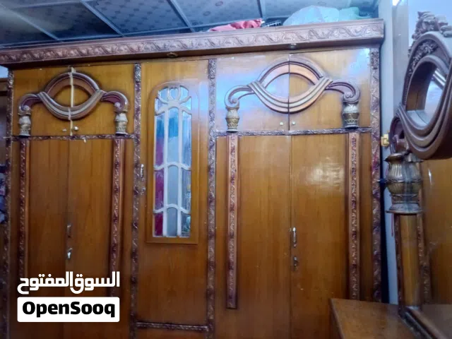 غرفه نوم   وبيه مجال قليل
