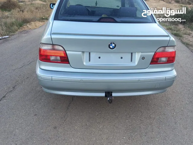 BMW 5 Series 520 in Gharyan