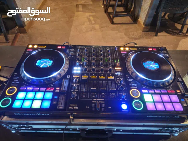 Pioneer Dj DDJ 1000 Rekordbox along with flight case