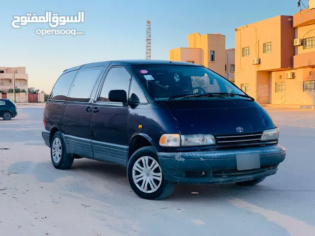 Used Toyota Previa in Jumayl