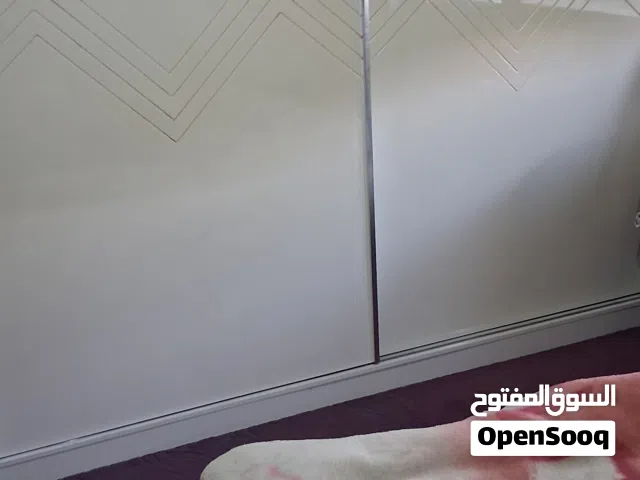 غرفه نوم وغرفه الضيوف للبيع