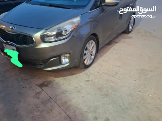 كيا كارينز الله ايبارك ما تشكي من شي