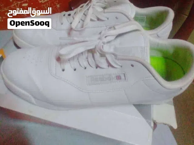 البسه ماركات بحال الجديد