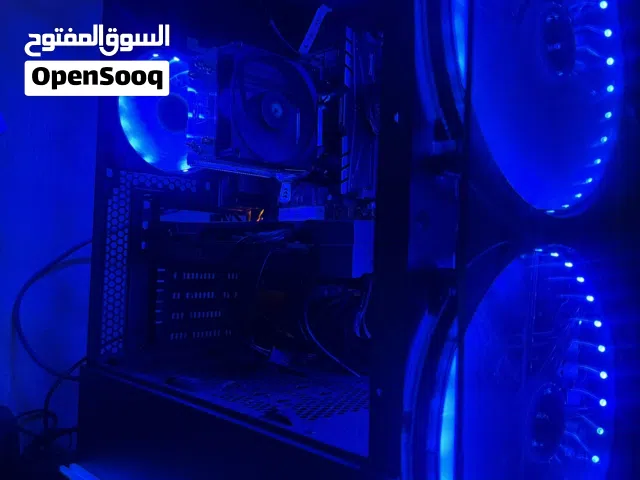 Pc نظيف جدا للبيع