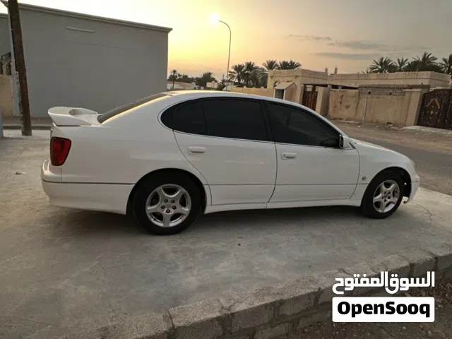 لكزس نضيف للبيع