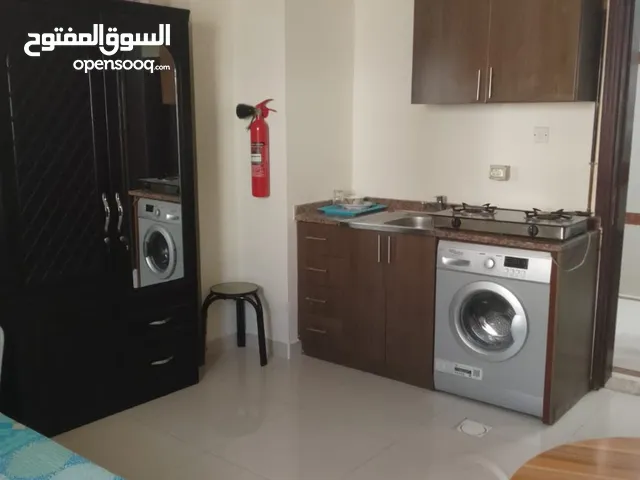 25 m2 Studio Apartments for Rent in Sharjah Al Gulayaa