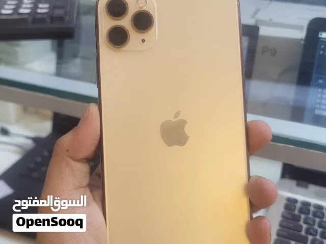 ايفون 11 برو ماكس ب 100 الف