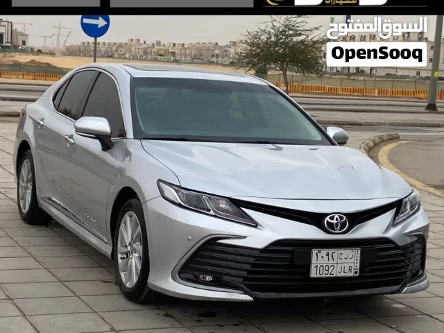 2024 Toyota Camry GLE