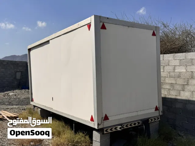 صندوق 4 طن بحالة جيدة